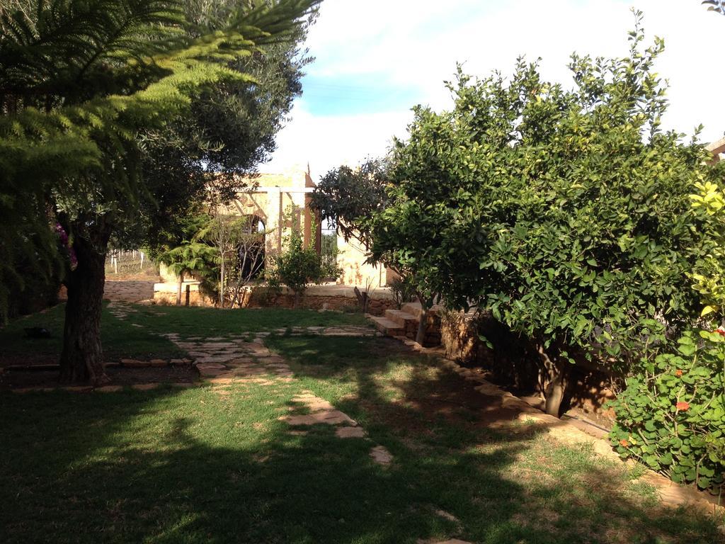 عنارة Ryad De Vignes " Le Val D'Argan " المظهر الخارجي الصورة